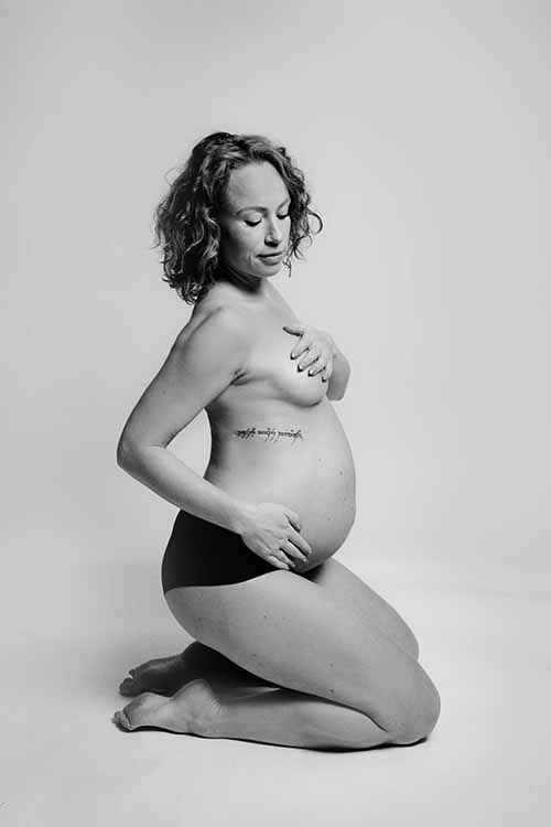 gravid portræt i fotostudie VEJLE
